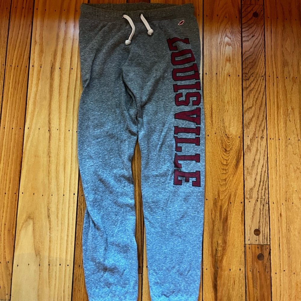 Louisville Cardinals League Gray Sweatpants, size small